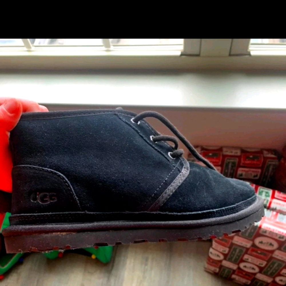 UGG Boots shearling black suede boot